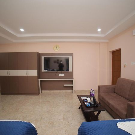 Hotel Sri Ganesh Grand Tirupati Zewnętrze zdjęcie