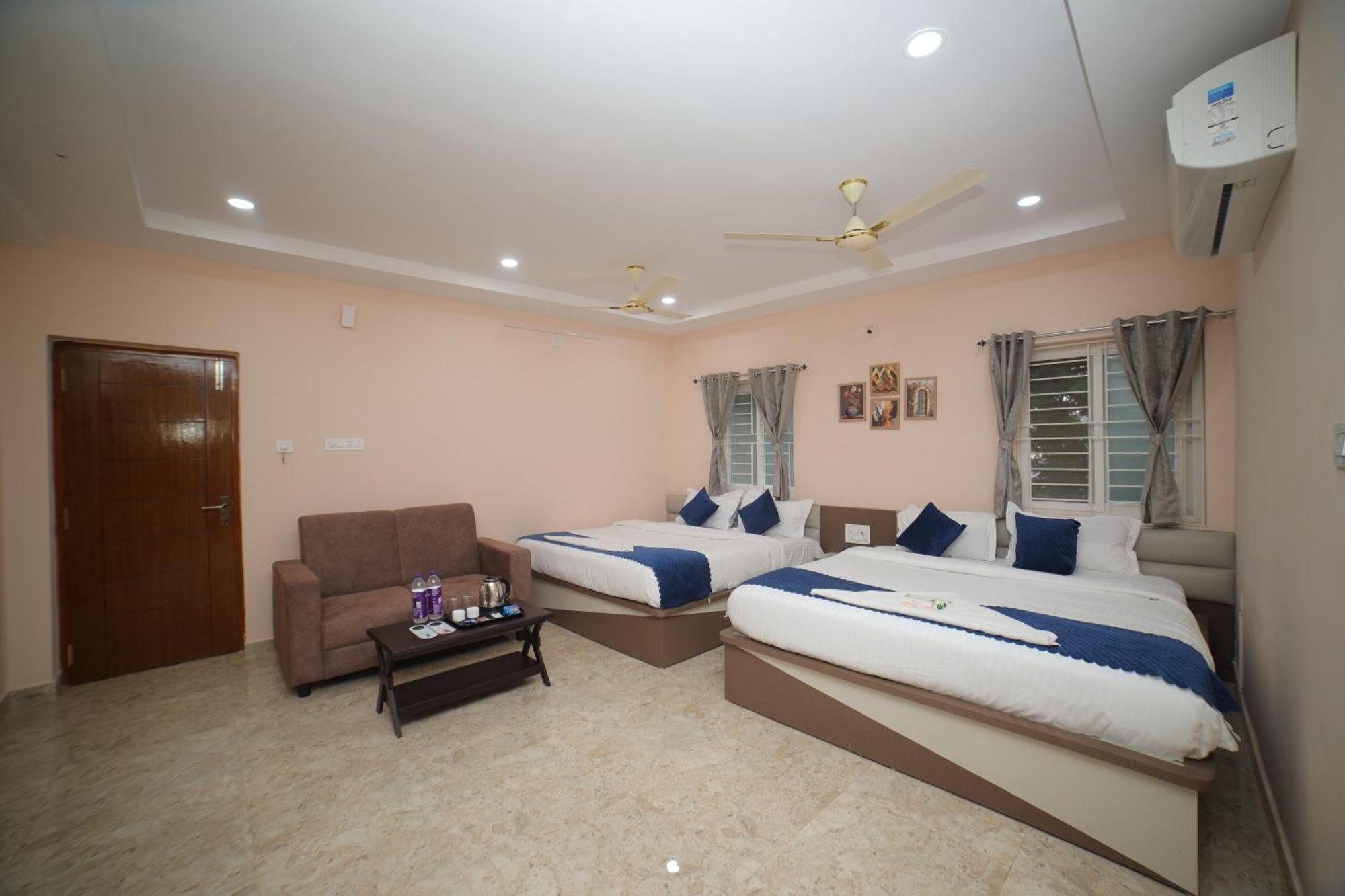 Hotel Sri Ganesh Grand Tirupati Zewnętrze zdjęcie