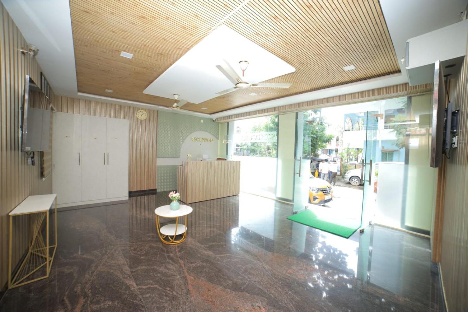 Hotel Sri Ganesh Grand Tirupati Zewnętrze zdjęcie